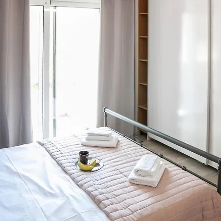 Secret Loft, 2min Walk From The Beach, High Tech Apartamento Chania (Crete)