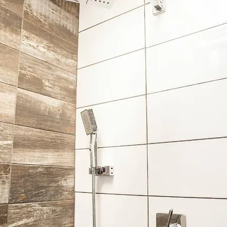 Secret Loft, 2min Walk From The Beach, High Tech *