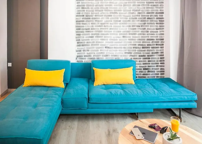 Secret Loft, 2min Walk From The Beach, High Tech