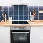 Secret Loft, 2min Walk From The Beach, High Tech شقة