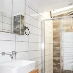 Secret Loft, 2min Walk From The Beach, High Tech * خانيا