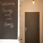 Secret Loft, 2min Walk From The Beach, High Tech * خانيا