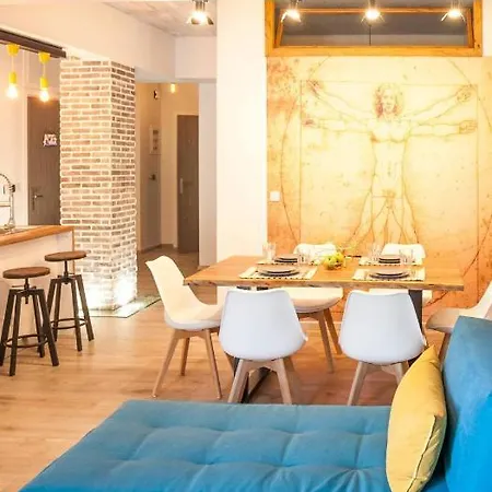 公寓 Secret Loft, 2min Walk From The Beach, High Tech 干尼亞