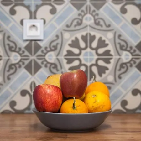 Apartment Secret Loft, 2min Walk From The Beach, High Tech