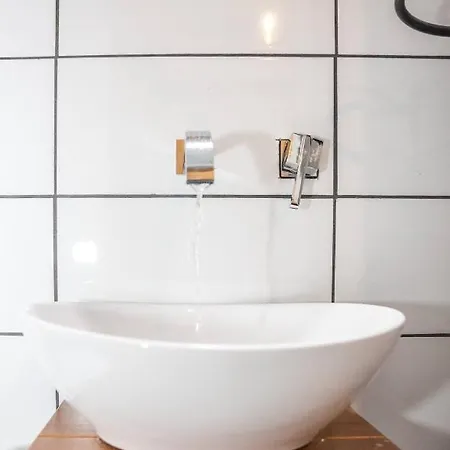 Secret Loft, 2min Walk From The Beach, High Tech *