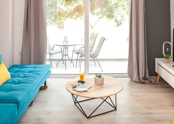 아파트 Secret Loft, 2min Walk From The Beach, High Tech