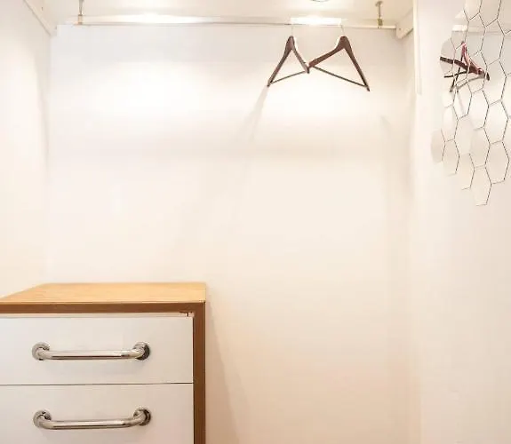 아파트 Secret Loft, 2min Walk From The Beach, High Tech