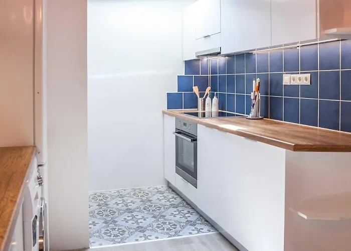 Secret Loft, 2min Walk From The Beach, High Tech 아파트 하니아