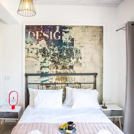 Secret Loft, 2min Walk From The Beach, High Tech Chania (Crete)