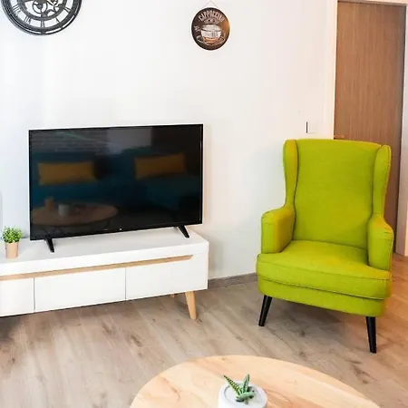 Secret Loft, 2min Walk From The Beach, High Tech