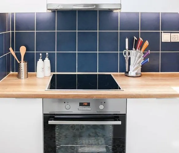 Secret Loft, 2min Walk From The Beach, High Tech Apartament