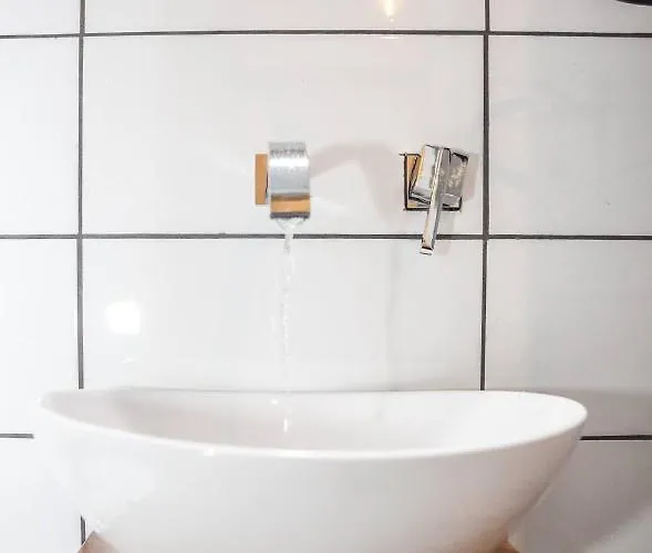 Secret Loft, 2min Walk From The Beach, High Tech *